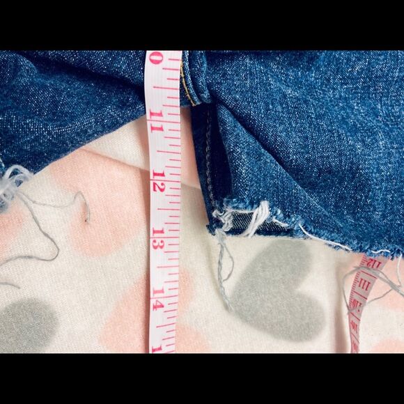Vintage Tommy Hilfiger‎ Jean Shorts Womens Size 3. - Picture 10 of 11